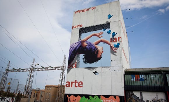 Ateneu Popular 9 Barris Barcelona - Roc Blackblock